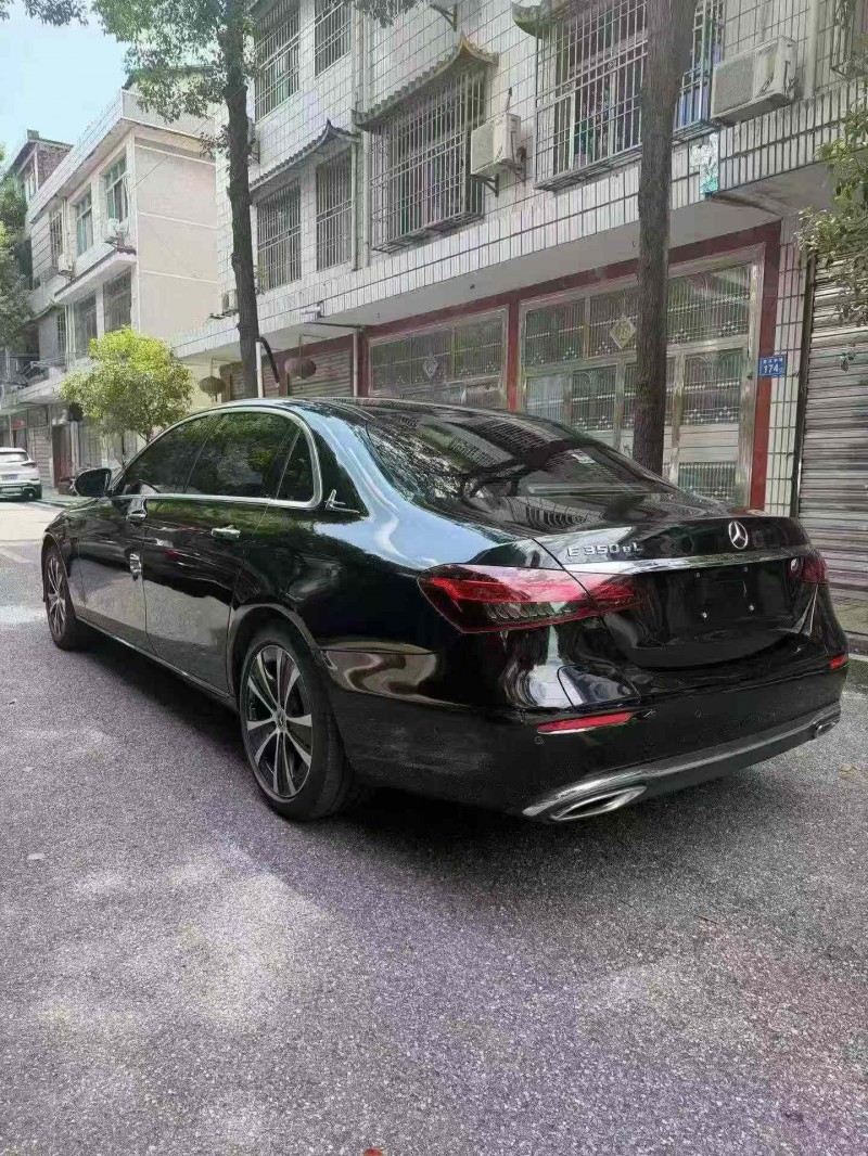 岳阳23年奔驰E8