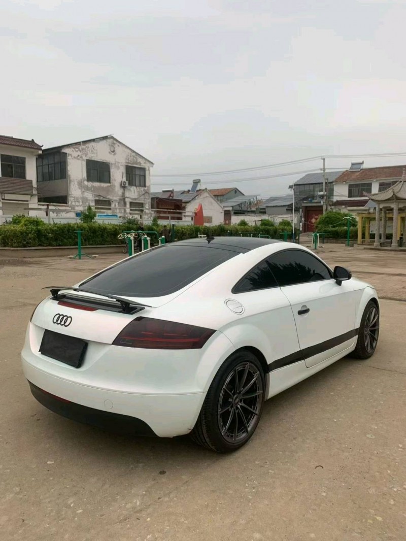 徐州10年奥迪TT7