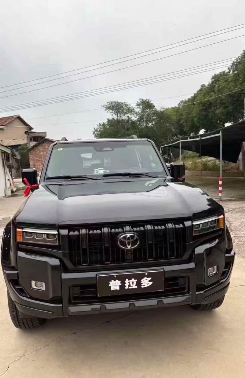 长沙25年丰田普拉多1