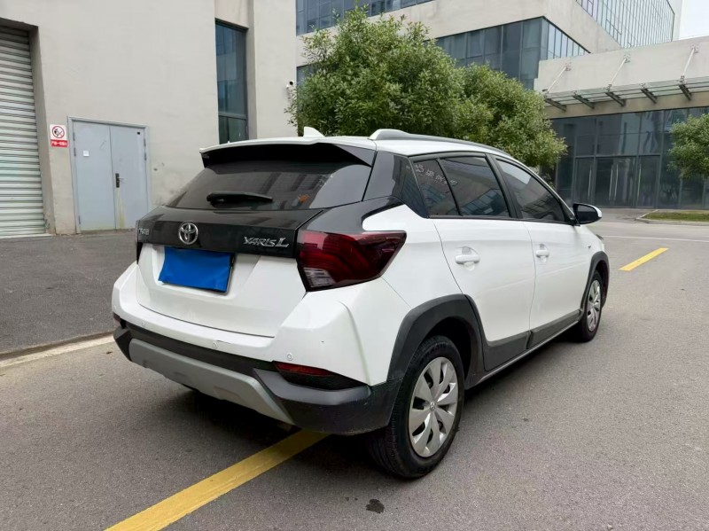 徐州20年丰田YARiS L 致炫4