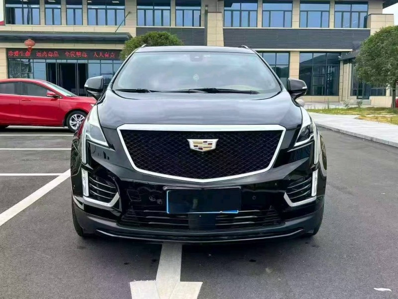 襄陽20年凱迪拉克XT51