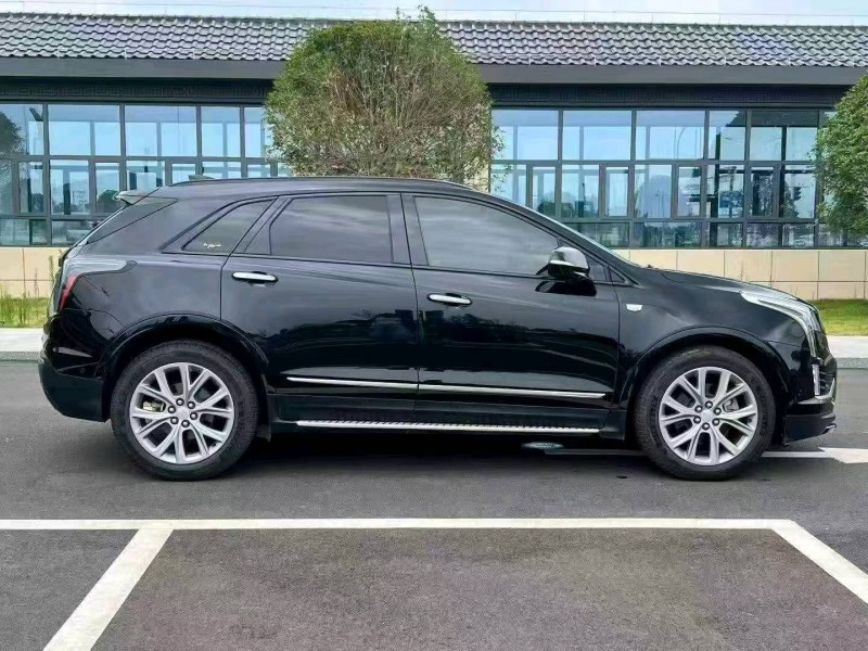 襄陽20年凱迪拉克XT56