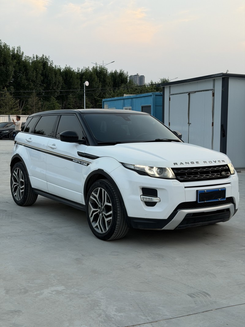 新乡15年路虎极光2
