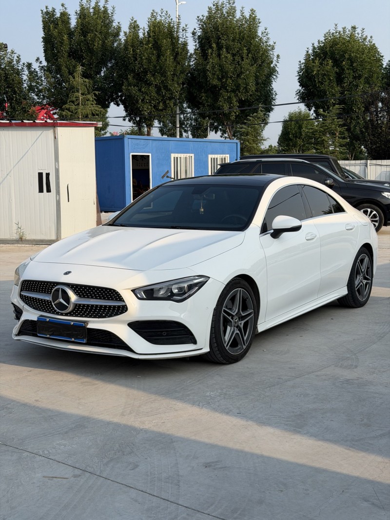 新乡22年奔驰CLA3