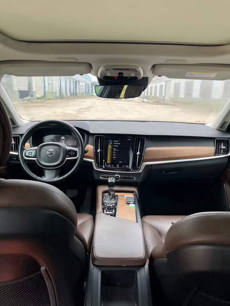 宿迁19年沃尔沃S904