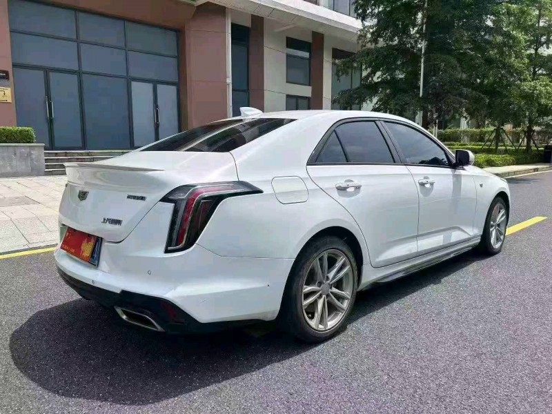 廣州20年凱迪拉克CT47