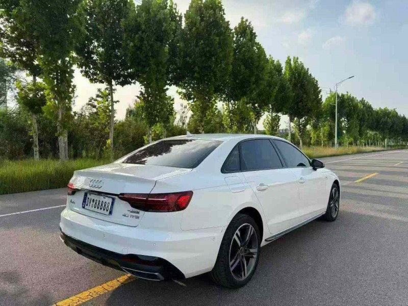 濟寧23年奧迪A4L4