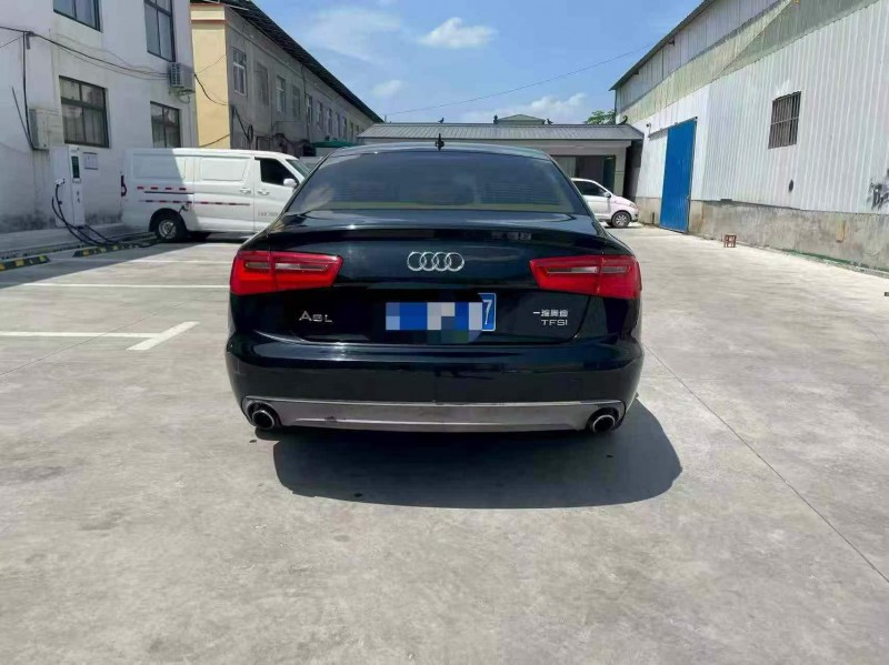 新乡15年奥迪A6L8