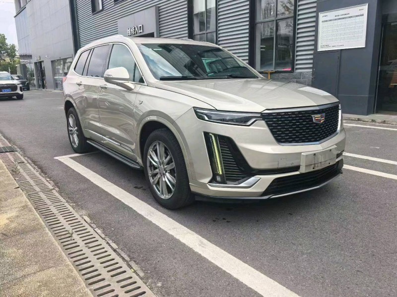 襄陽21年凱迪拉克XT62