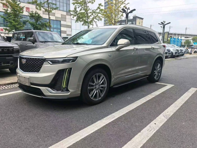 襄陽21年凱迪拉克XT63