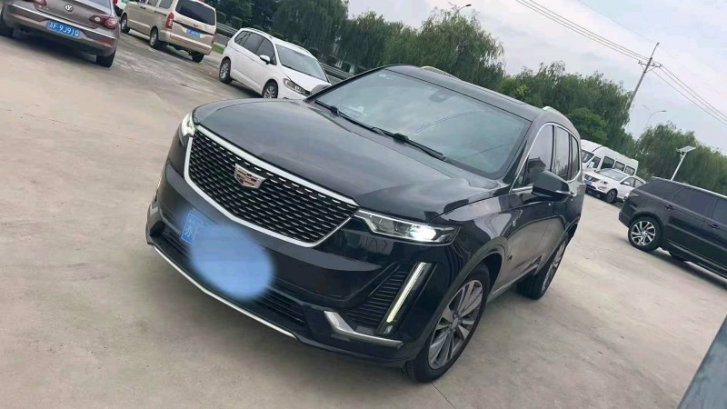 常州20年凯迪拉克XT61