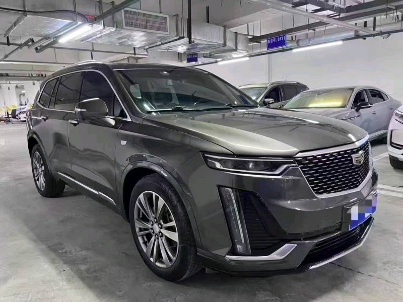 成都20年凯迪拉克XT62