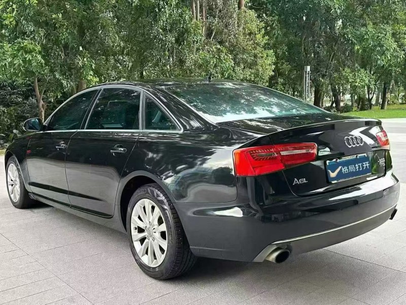 深圳13年奧迪A6L8