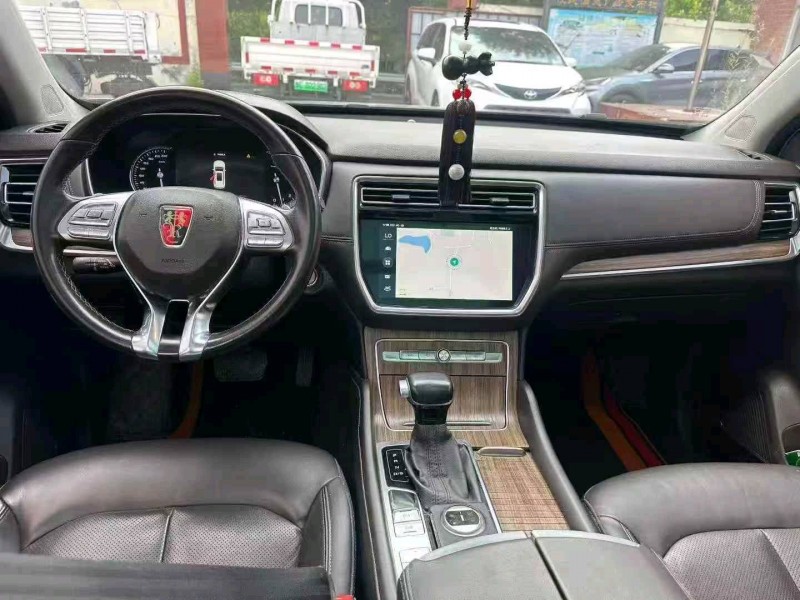 东营19年荣威RX85