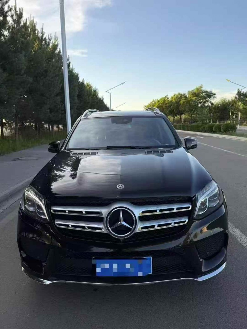 赤峰18年奔驰GLS1