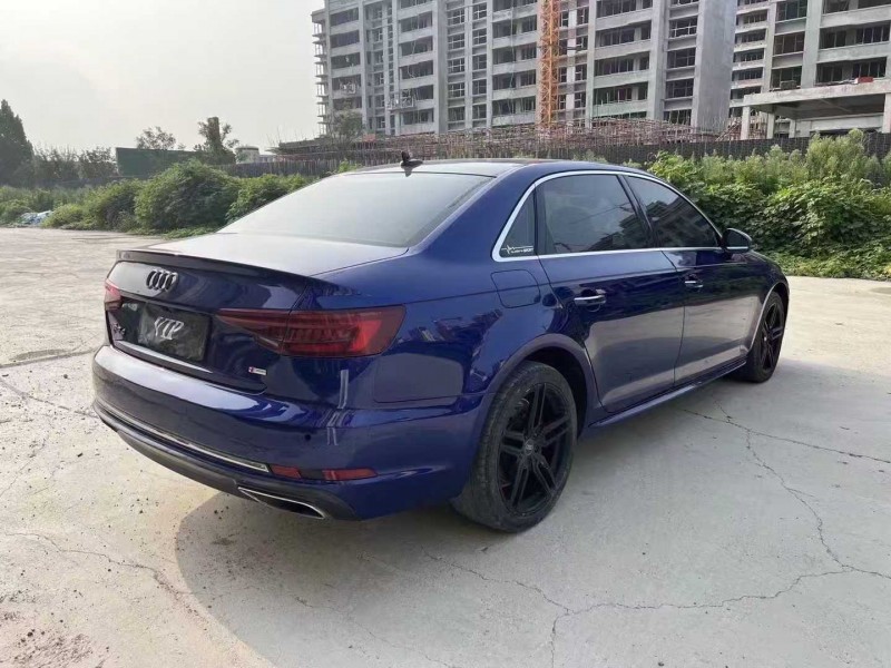 濟寧19年奧迪A4L8