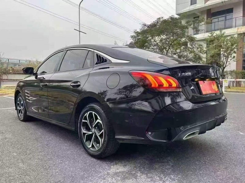 广州22年名爵57