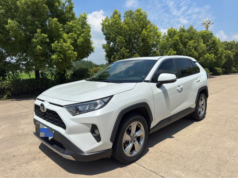 盐城22年丰田RAV4荣放2