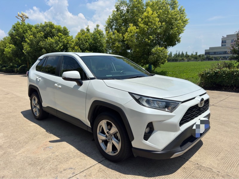 盐城22年丰田RAV4荣放3