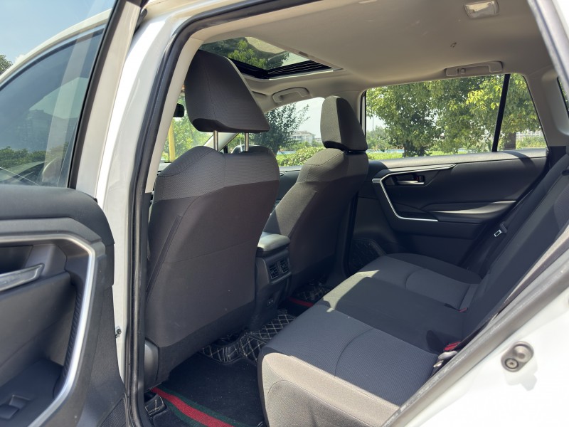 盐城22年丰田RAV4荣放7