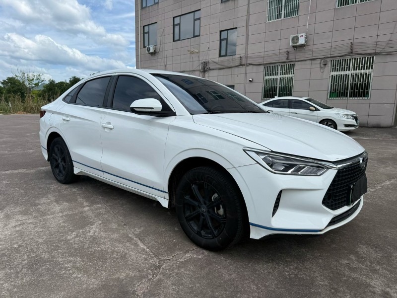 金华23年比亚迪E32