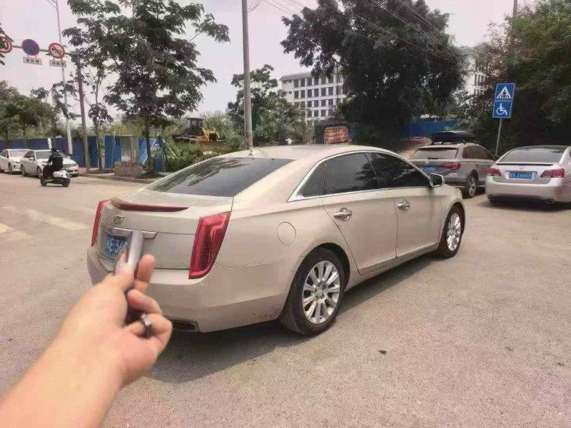 南宁17年凯迪拉克XTS7