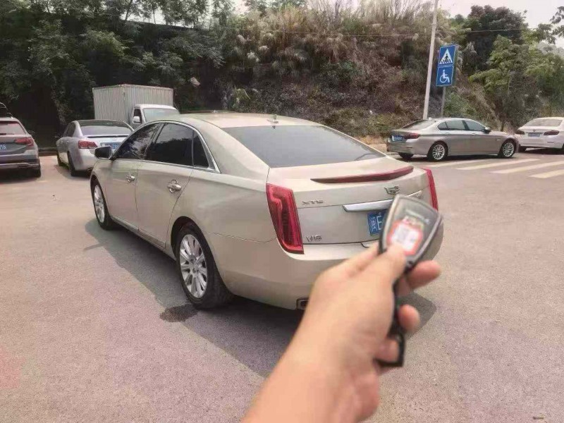 南宁17年凯迪拉克XTS8
