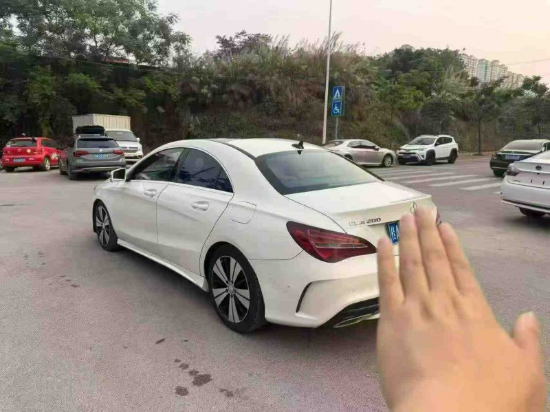 南宁17年奔驰CLA9
