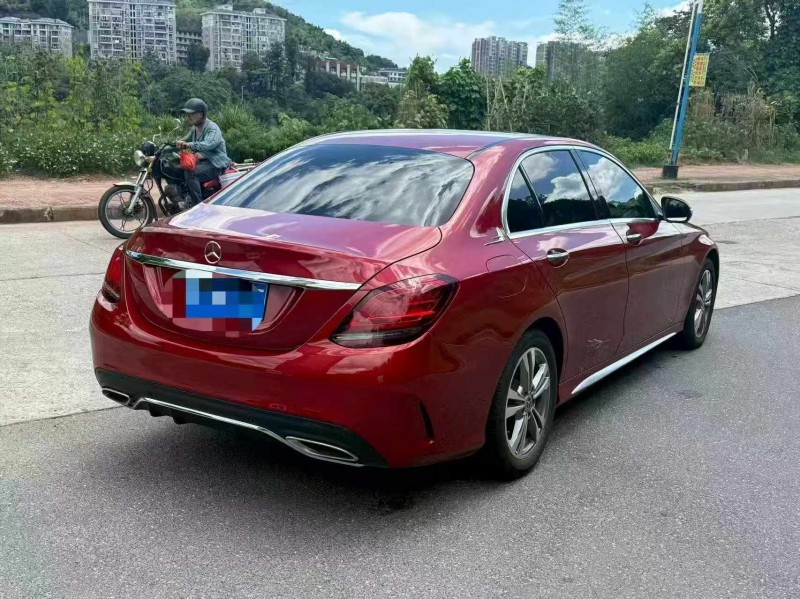 泉州19年奔驰C8