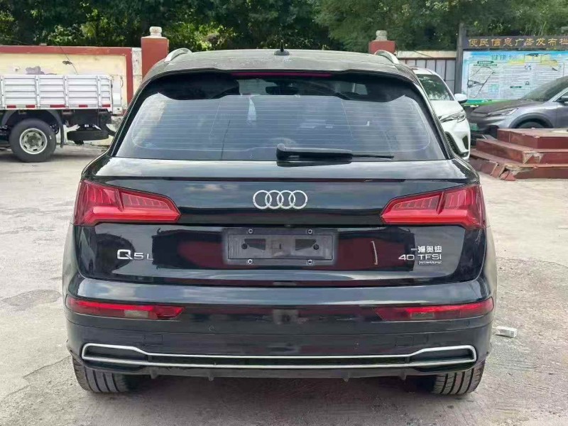 东营20年奥迪Q56