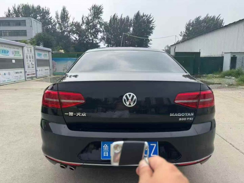 烟台18年大众迈腾9