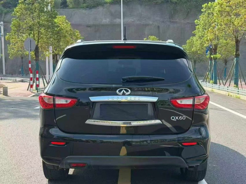 福州15年英菲尼迪QX609