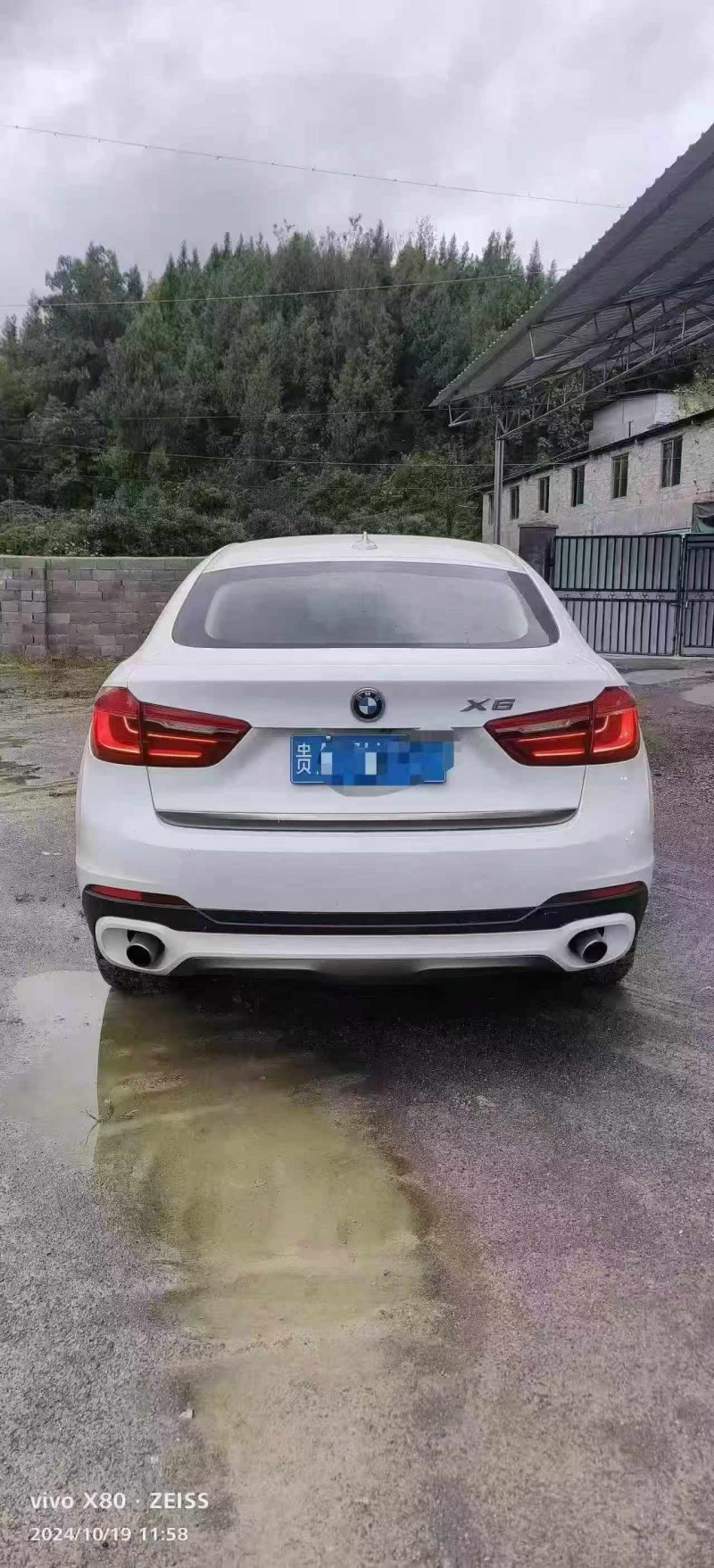 贵阳16年宝马X69