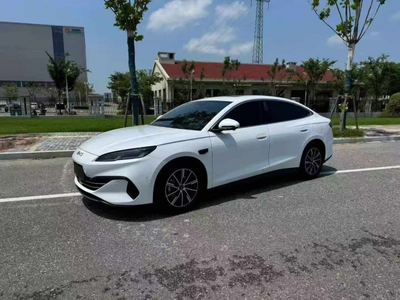 淮安25年比亚迪海豹2