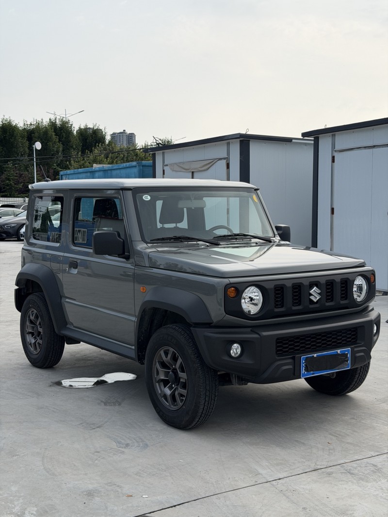 新乡25年铃木吉姆尼2