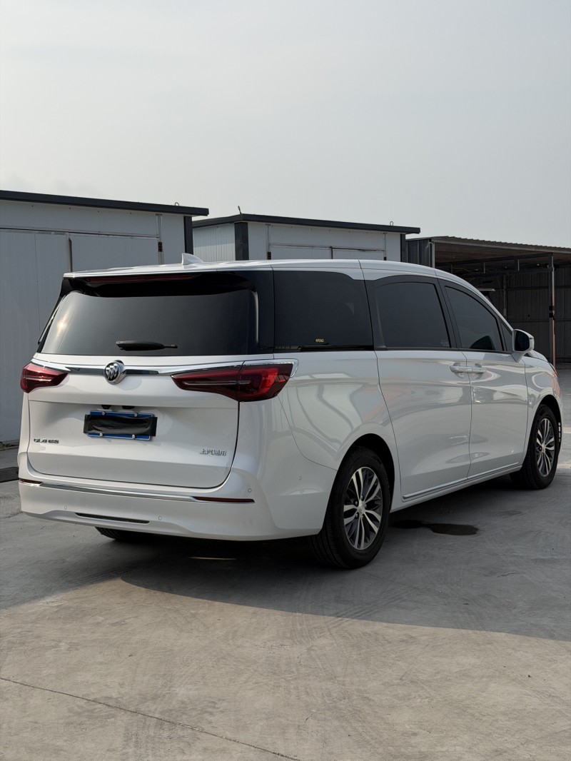 新乡23年别克GL89