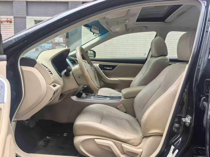 廣州17年日產天籟7