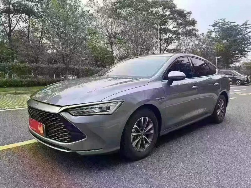 广州25年比亚迪秦2