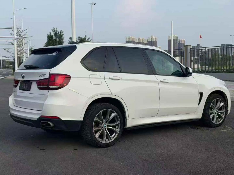 张家口17年宝马X56