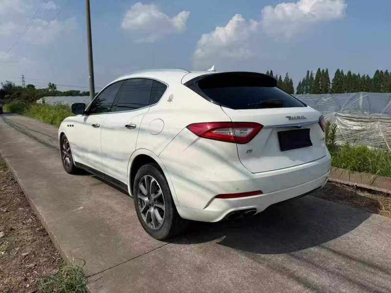 嘉兴18年玛莎拉蒂Levante7