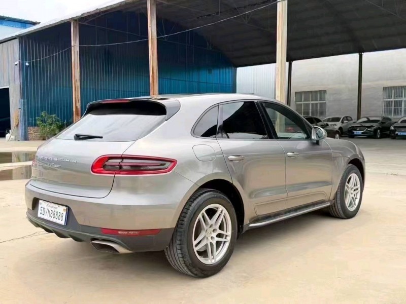聊城17年保時捷Macan7