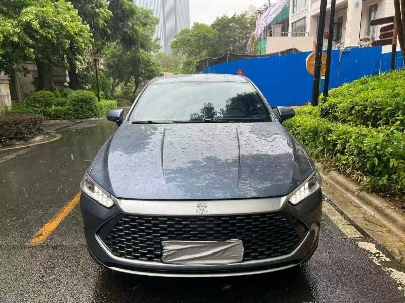 深圳25年比亚迪秦1