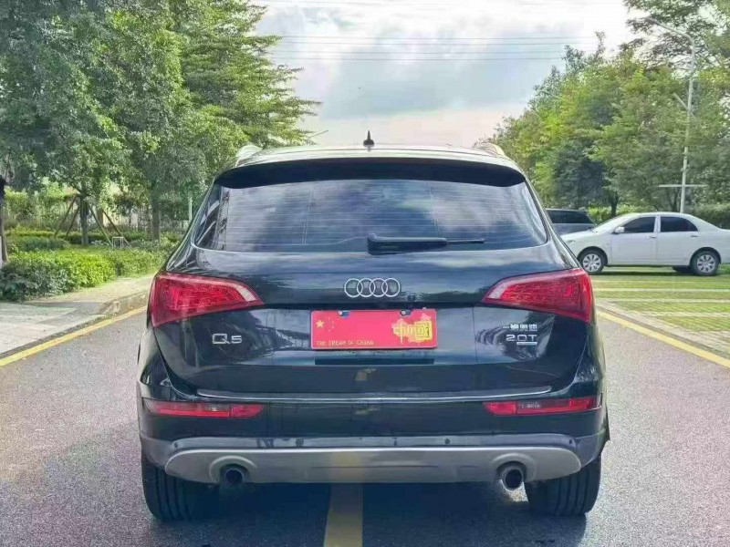 广州12年奥迪Q55