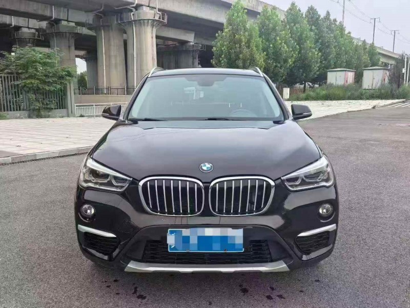 天津19年宝马X11