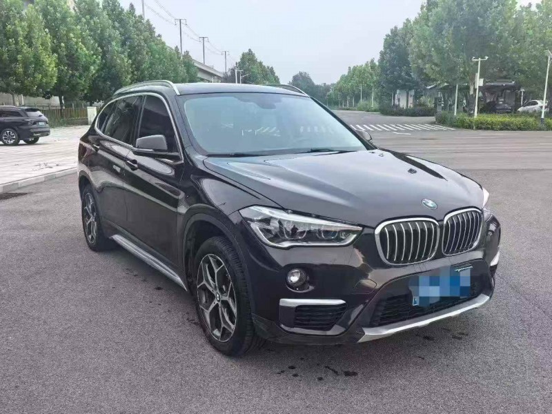 天津19年宝马X12