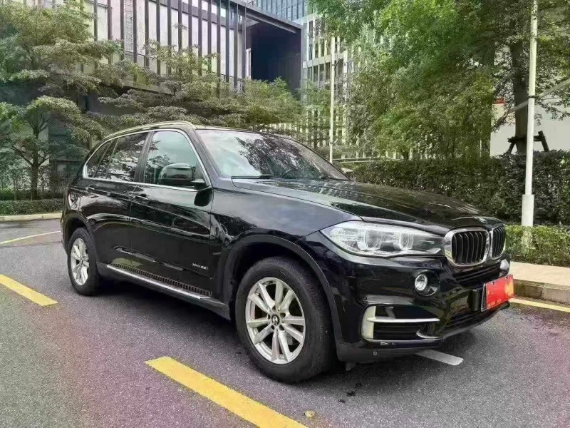 廣州19年寶馬X53