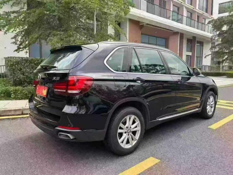 廣州19年寶馬X59