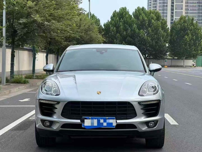 鄭州16年保時捷Macan1