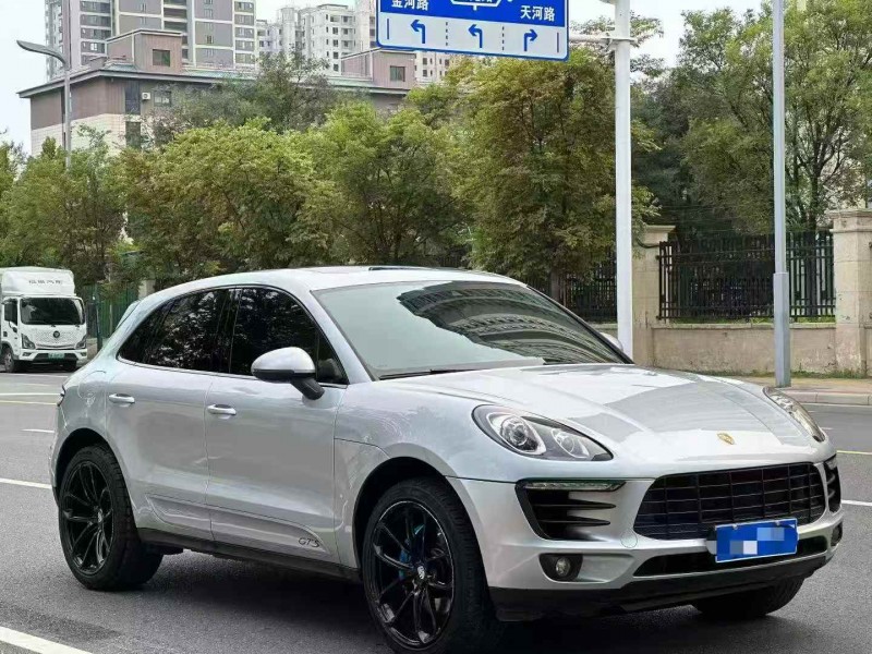 鄭州16年保時捷Macan3