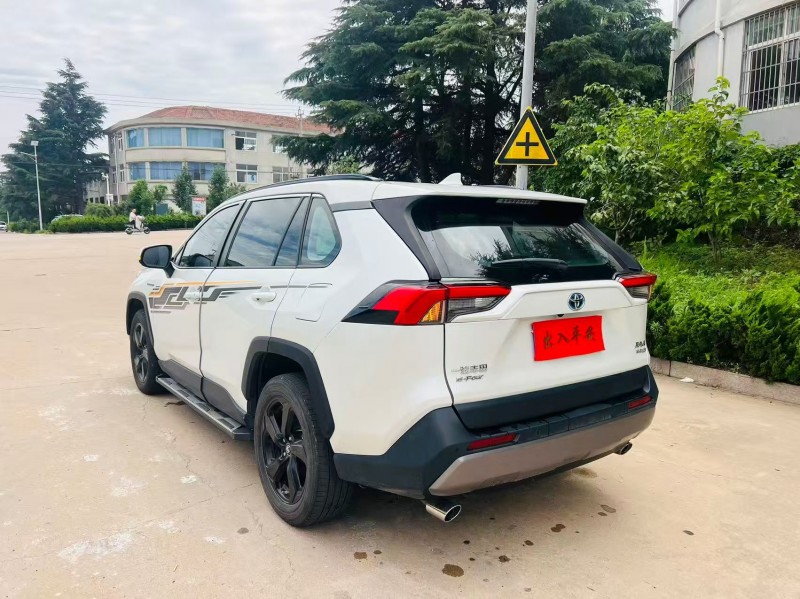 烟台23年丰田RAV48